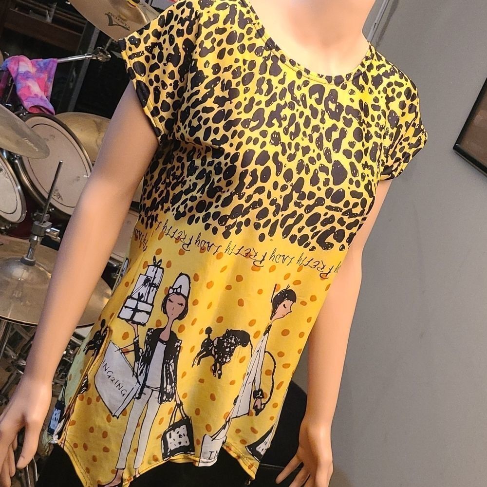Yke Lady pretty short sleeves blouse